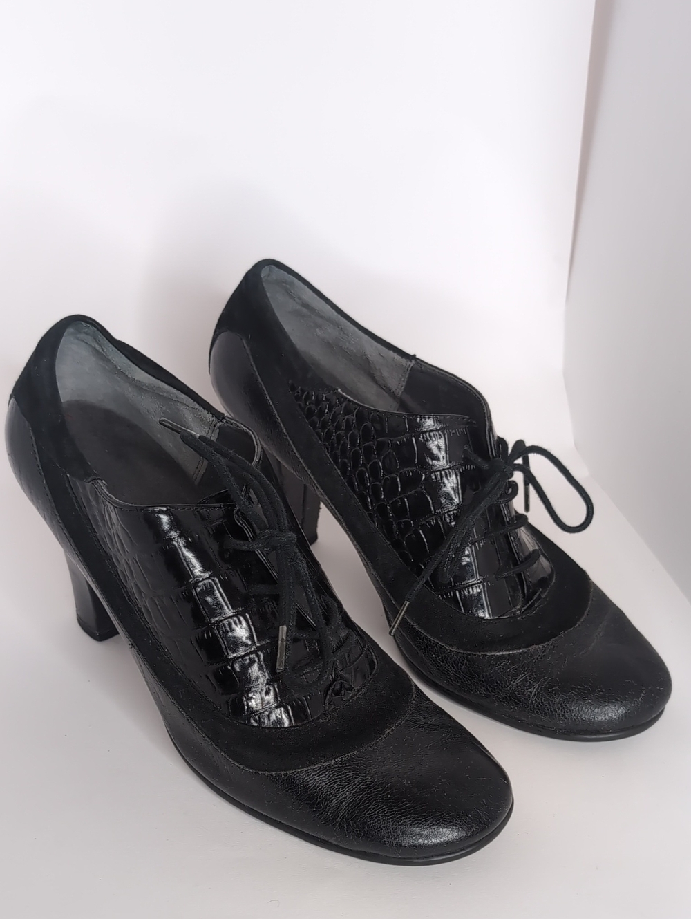 Academia Heeled Loafers